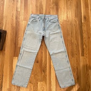 Wrangler Jeans Men 33X32 Blue
13MWZ Light Wash Wester Vintage
Rancher Workwear